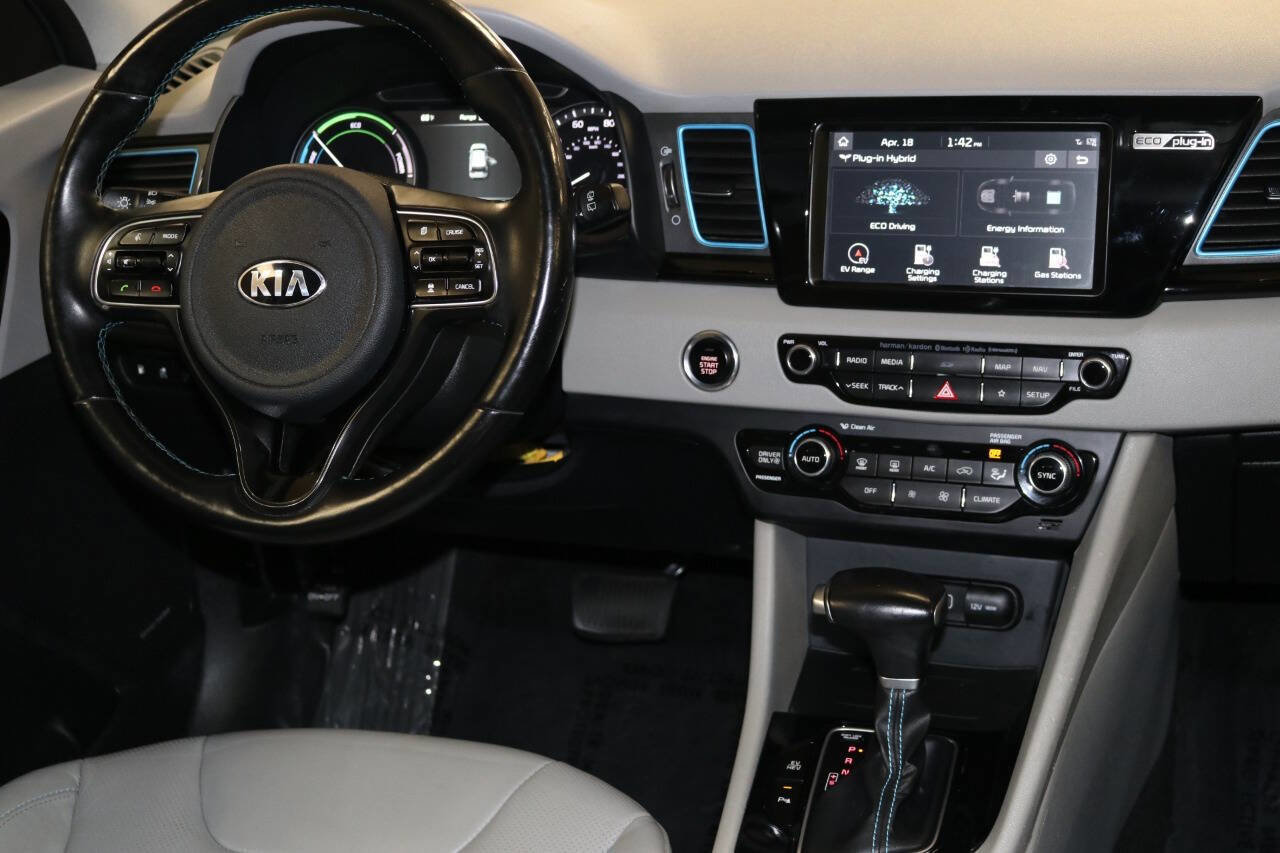 Used 2018 Kia Niro EX Premium image 21