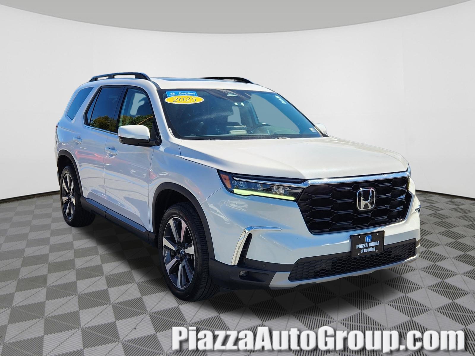 Used 2025 Honda Pilot Touring