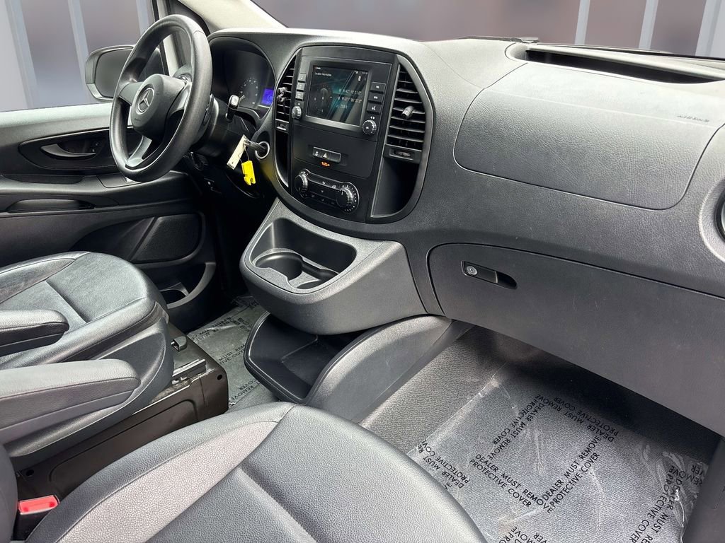 Used 2021 Mercedes-Benz Metris image 16