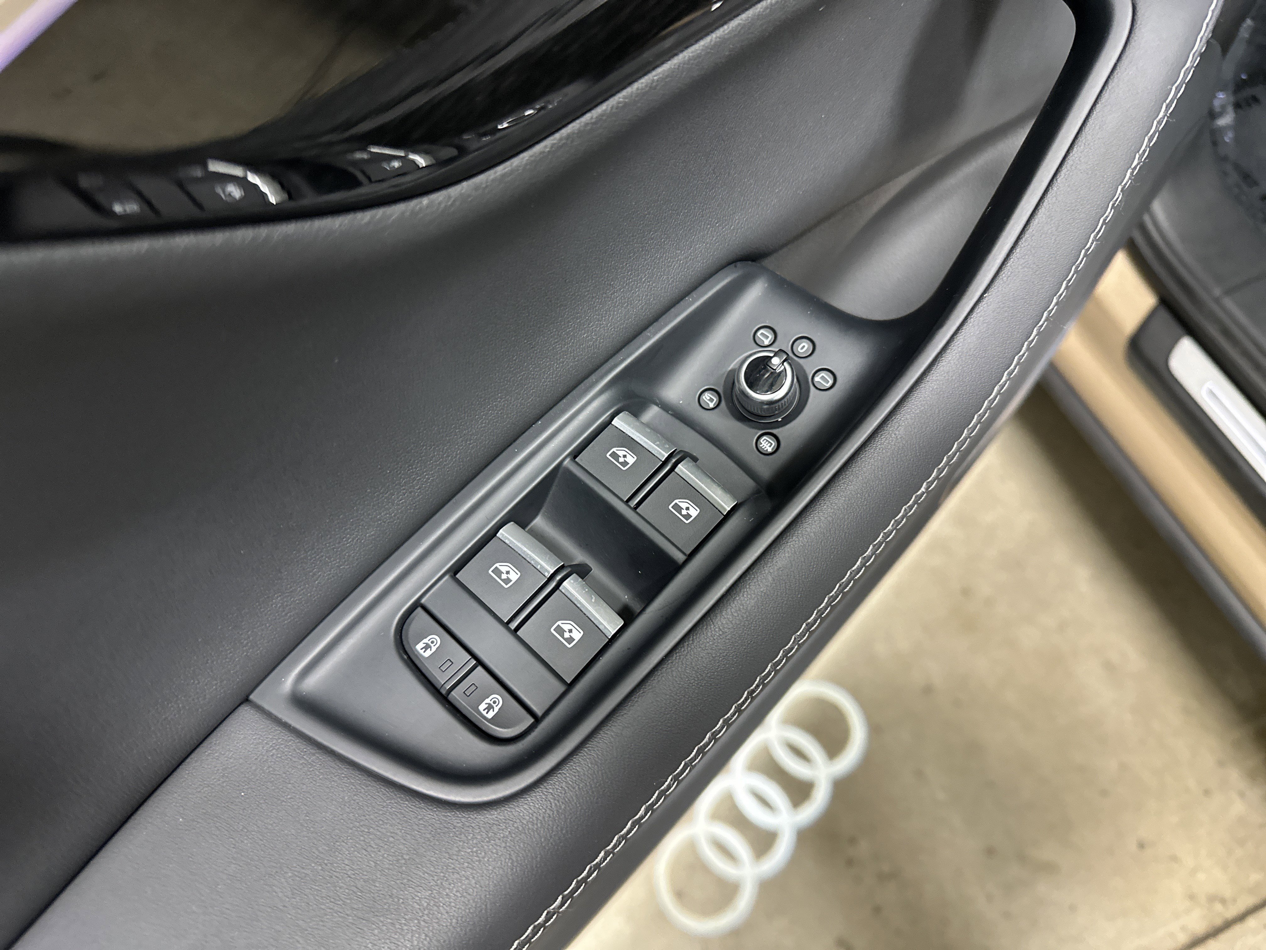 Used 2025 Audi Q7 3.0T Premium Plus image 15