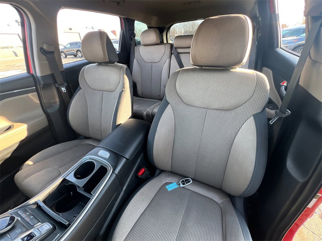 Used 2023 Hyundai Santa Fe SEL image 25