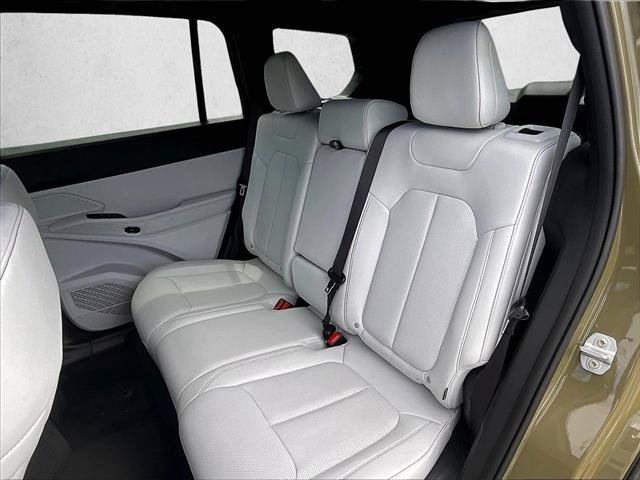 New 2026 Jeep Cherokee Limited AWD/4WD image 10