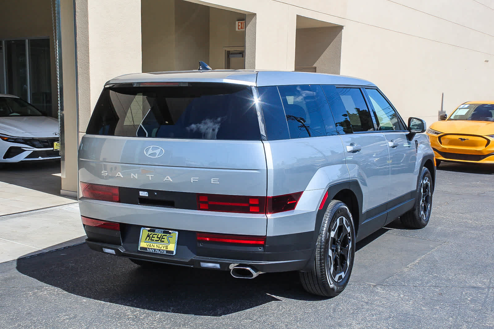 Certified 2026 Hyundai Santa Fe SE FWD image 4