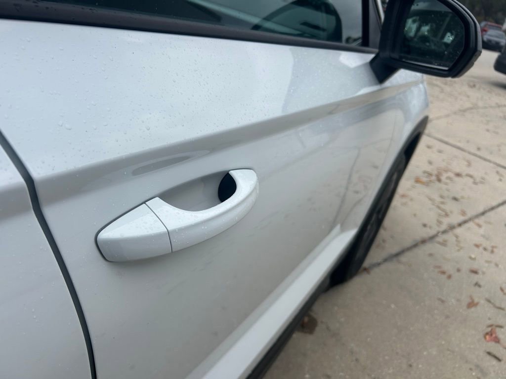 Certified 2025 Volkswagen Taos S image 33