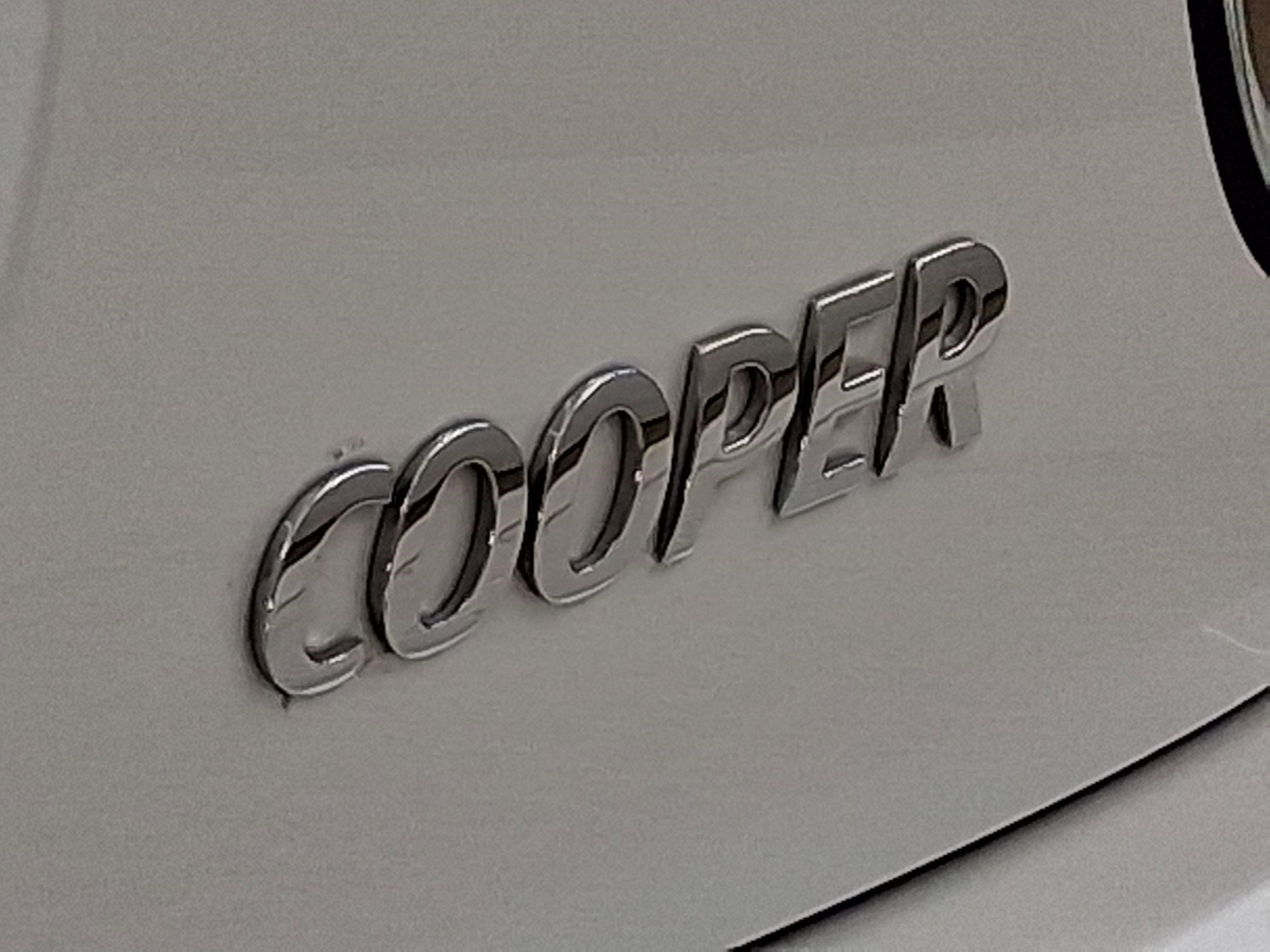 Certified 2024 MINI Cooper 2-Door Hardtop FWD image 20