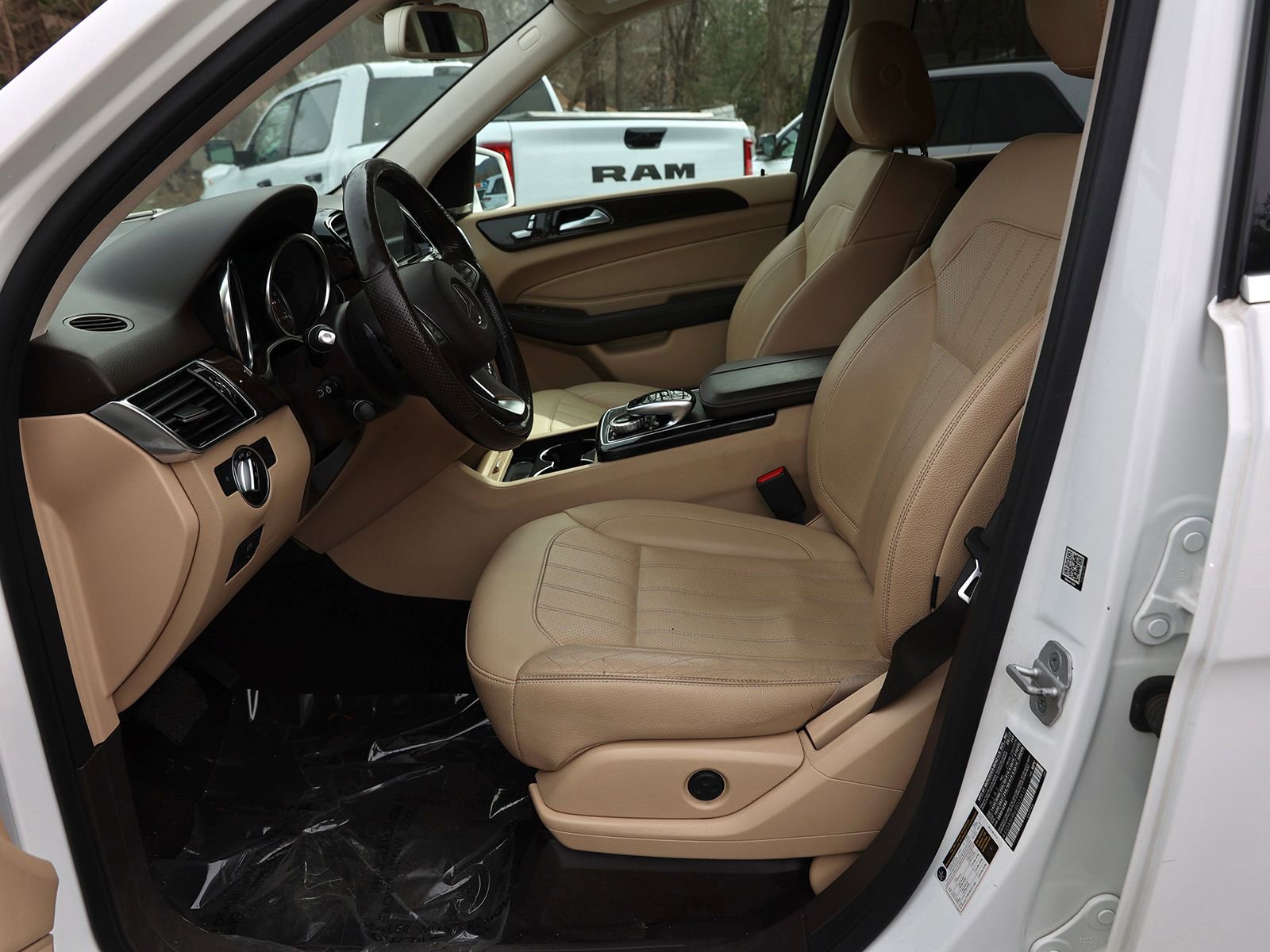 Used 2018 Mercedes-Benz GLE 350 4MATIC image 19