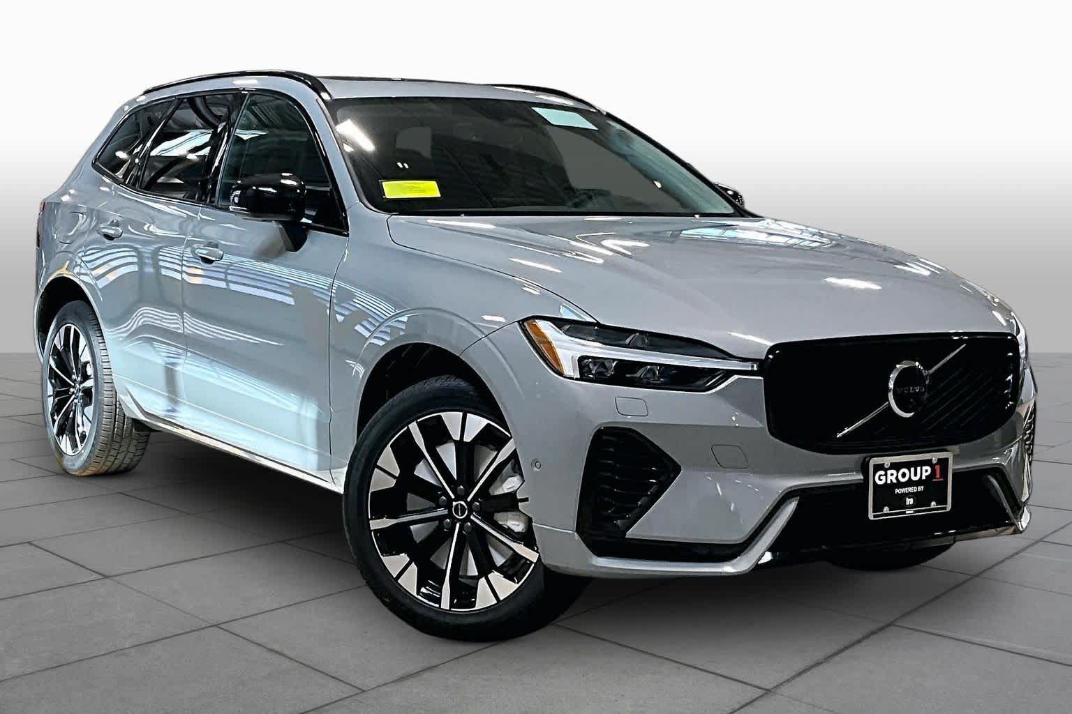 New 2026 Volvo XC60 T8 Plus w/ Protection Package Premier AWD/4WD image 17
