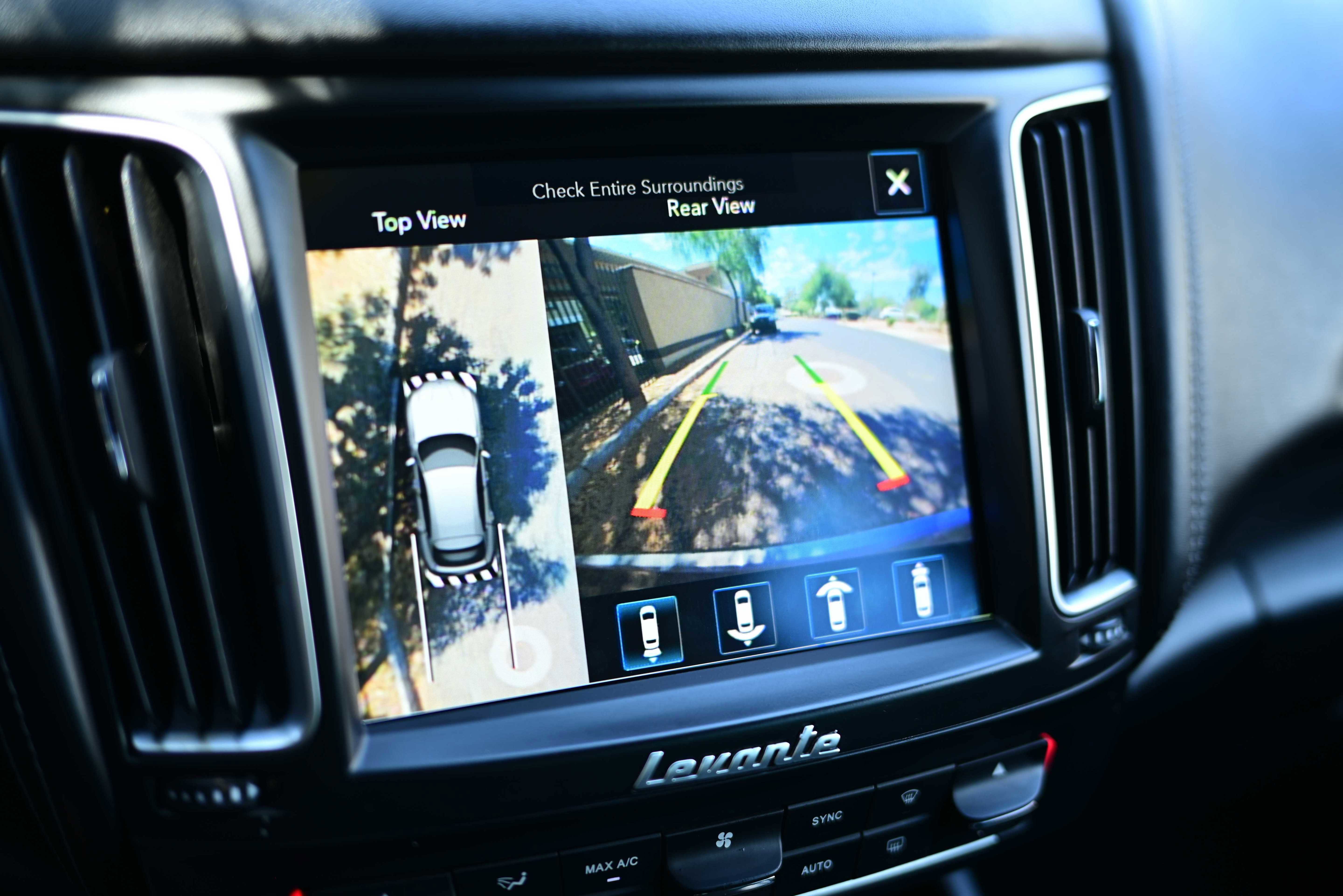 Used 2017 Maserati Levante S image 18