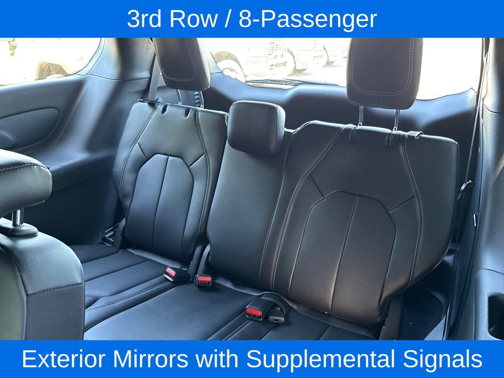 New 2027 Chrysler Pacifica Select FWD image 26