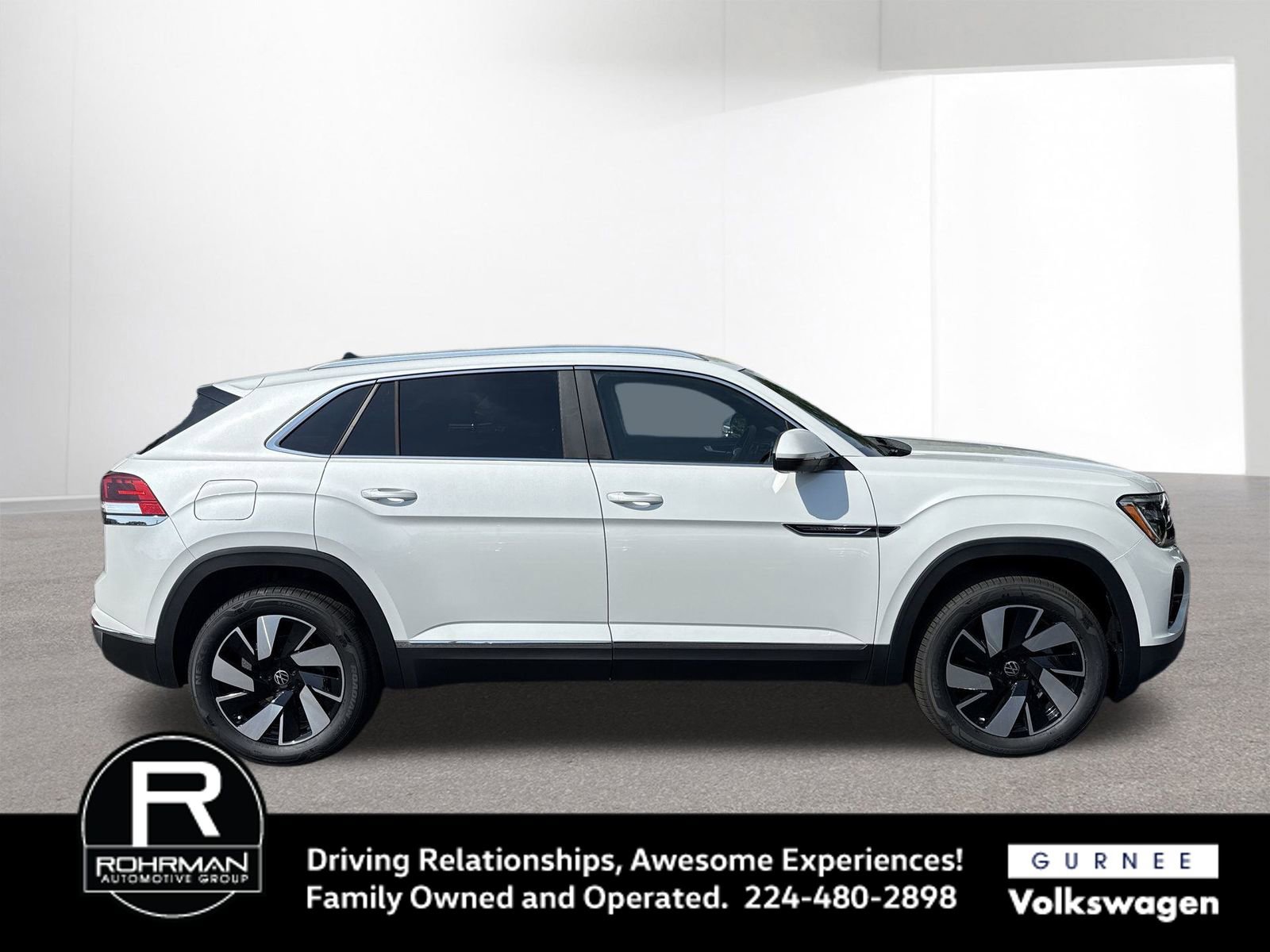 New 2025 Volkswagen Atlas Cross Sport SEL image 10