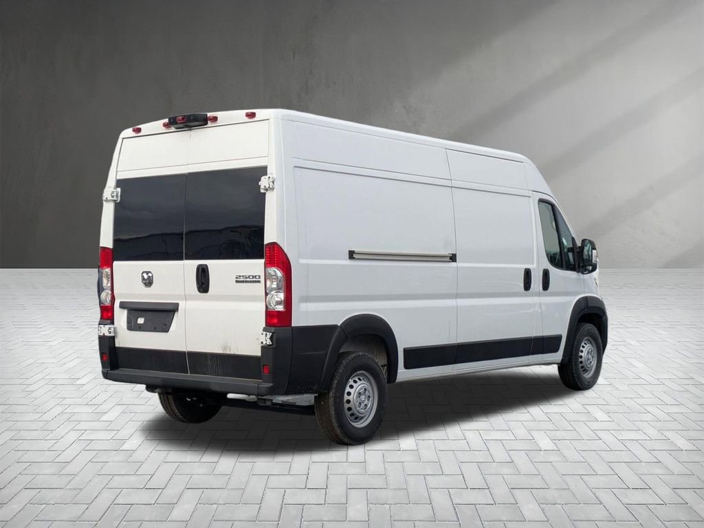 Used 2024 RAM ProMaster 2500 FWD image 7