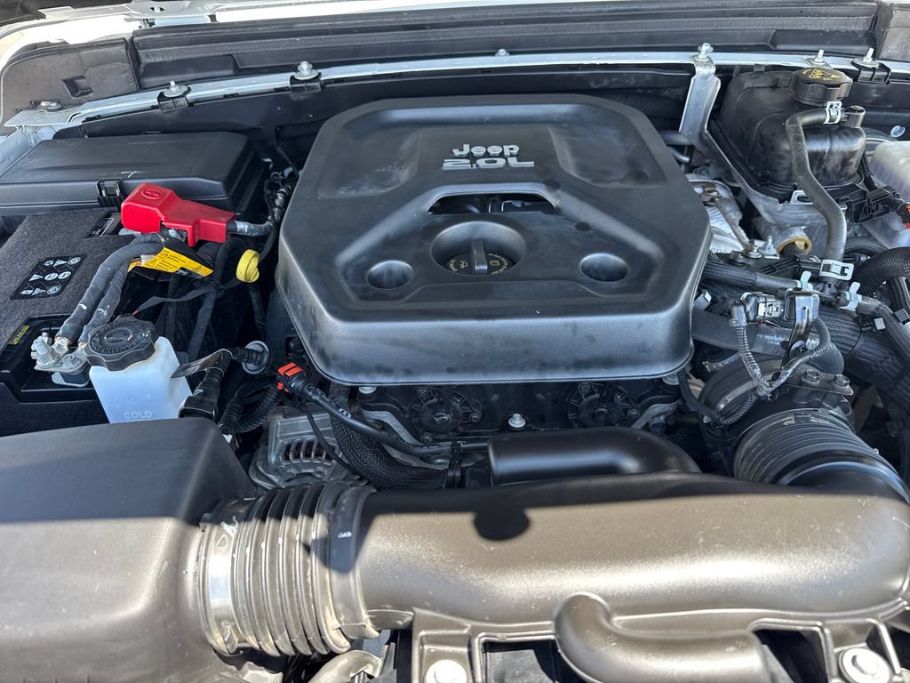 Used 2023 Jeep Wrangler Unlimited Sport AWD/4WD image 31