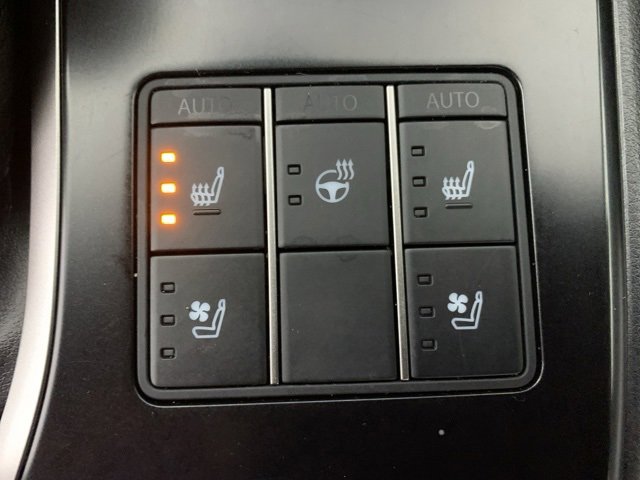 Used 2023 Lexus UX 250h AWD w/ Premium Package image 27