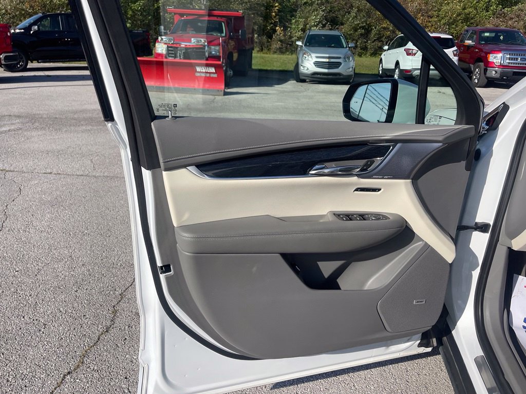 Certified 2023 Cadillac XT6 Premium Luxury w/ LPO, Floor Liner Package AWD/4WD image 14