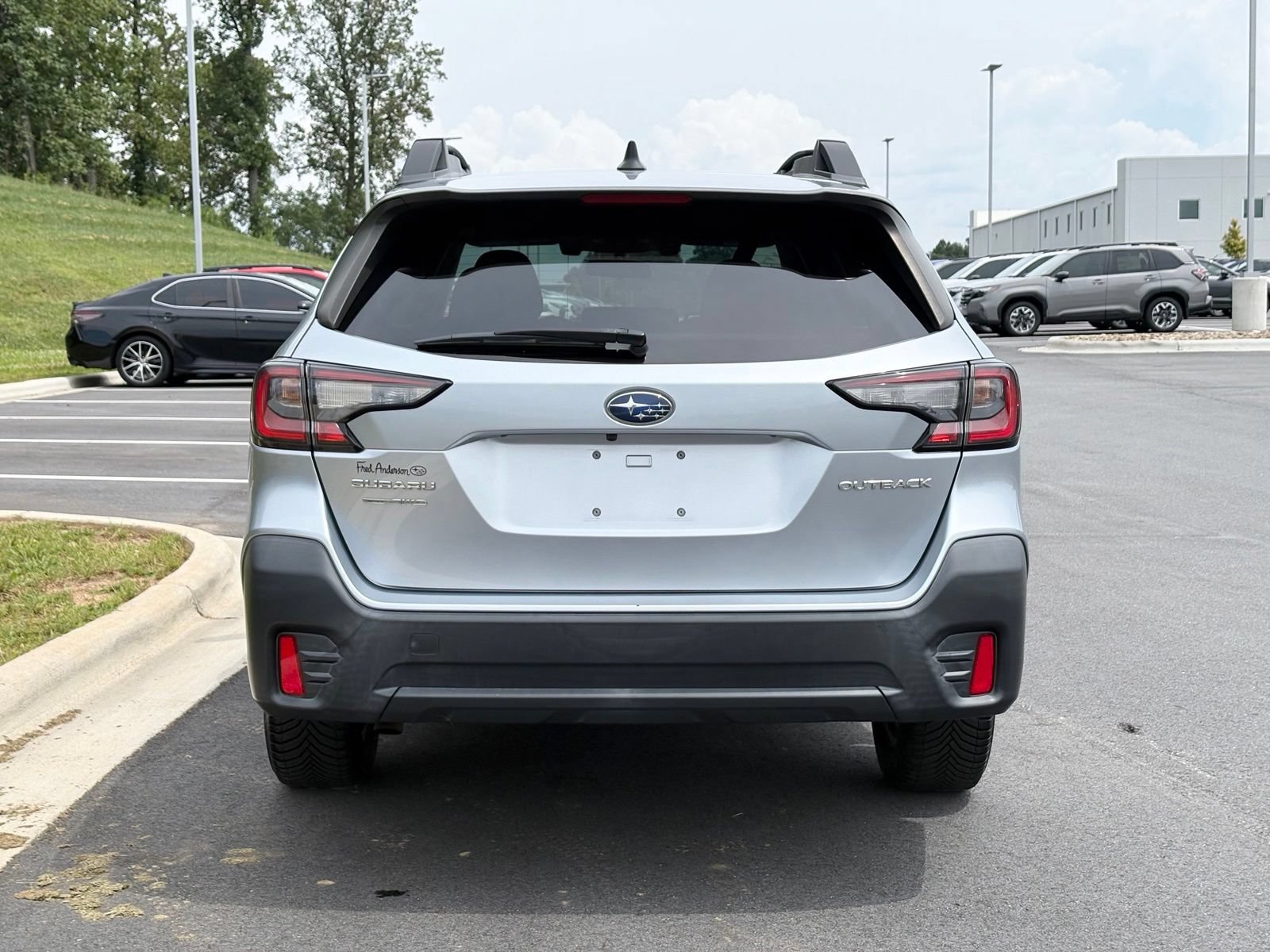 Used 2020 Subaru Outback Premium AWD/4WD image 10
