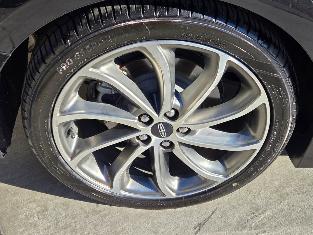 Used 2019 Lincoln MKZ Reserve w/ Reserve Plus Package image 10