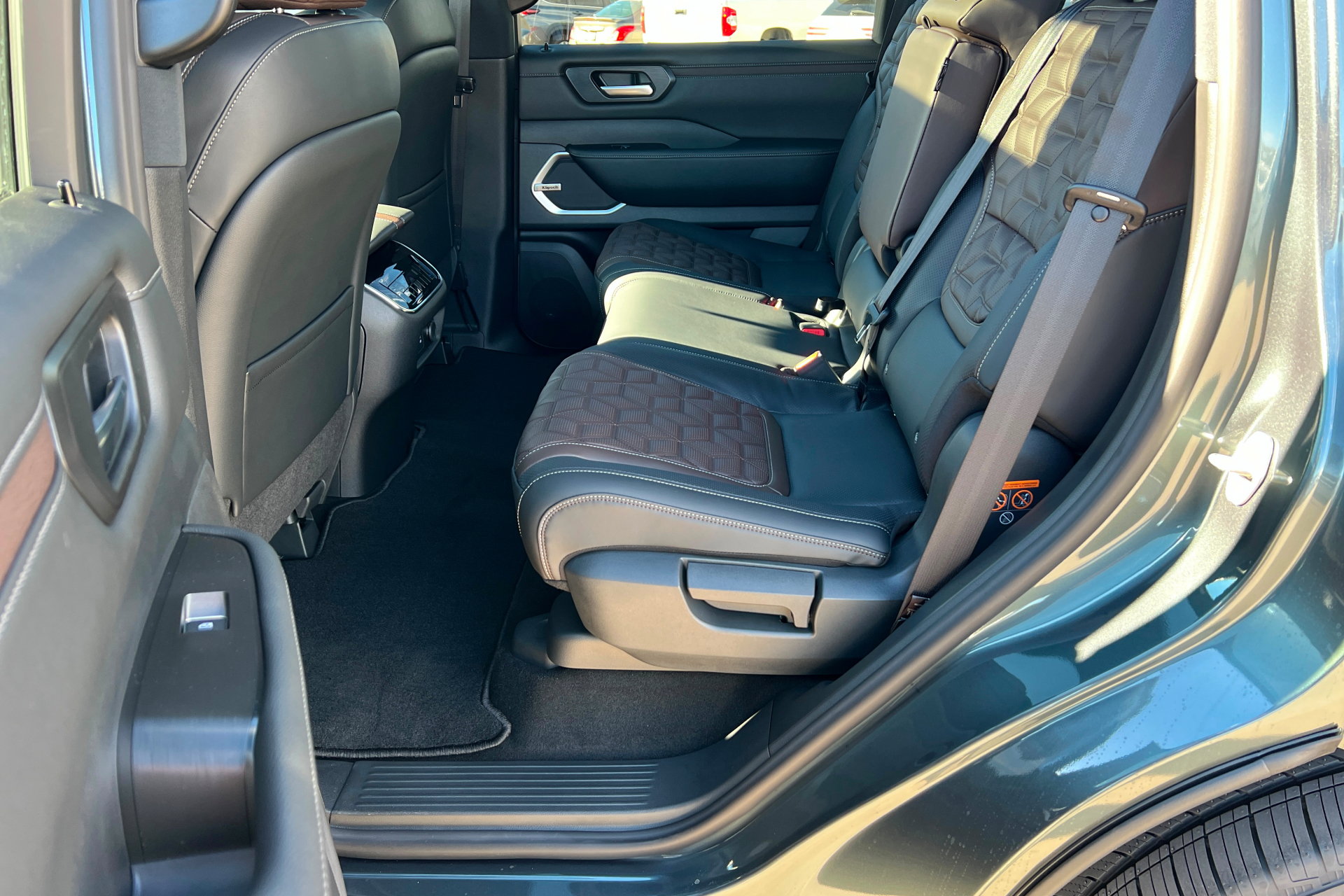 New 2027 Nissan Armada Platinum Reserve AWD/4WD image 21