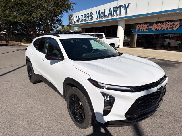 Used 2025 Chevrolet Trax ACTIV w/ Driver Confidence Package