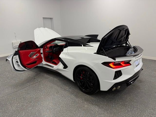 Used 2023 Chevrolet Corvette Stingray w/ Z51 Performance Package image 20