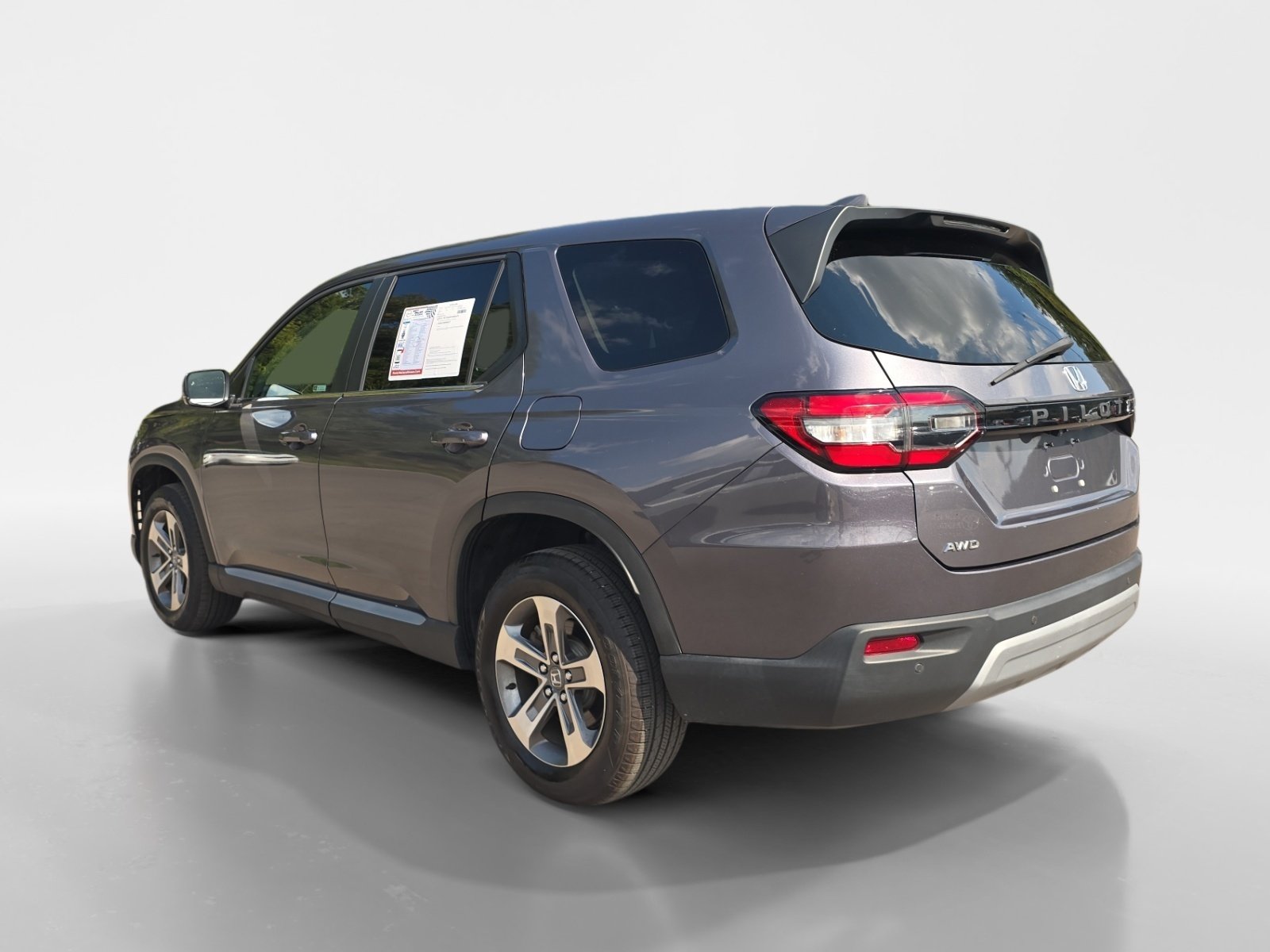 Used 2023 Honda Pilot EX-L image 3