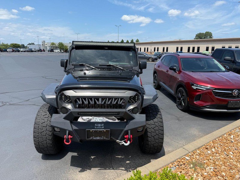 Used 2018 Jeep Wrangler Unlimited Sport S AWD/4WD image 3