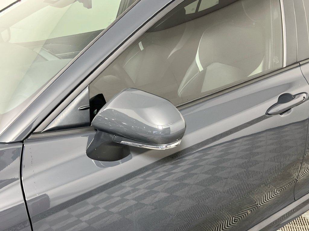 Used 2025 Toyota Camry SE w/ Multimedia Upgrade Package FWD image 10