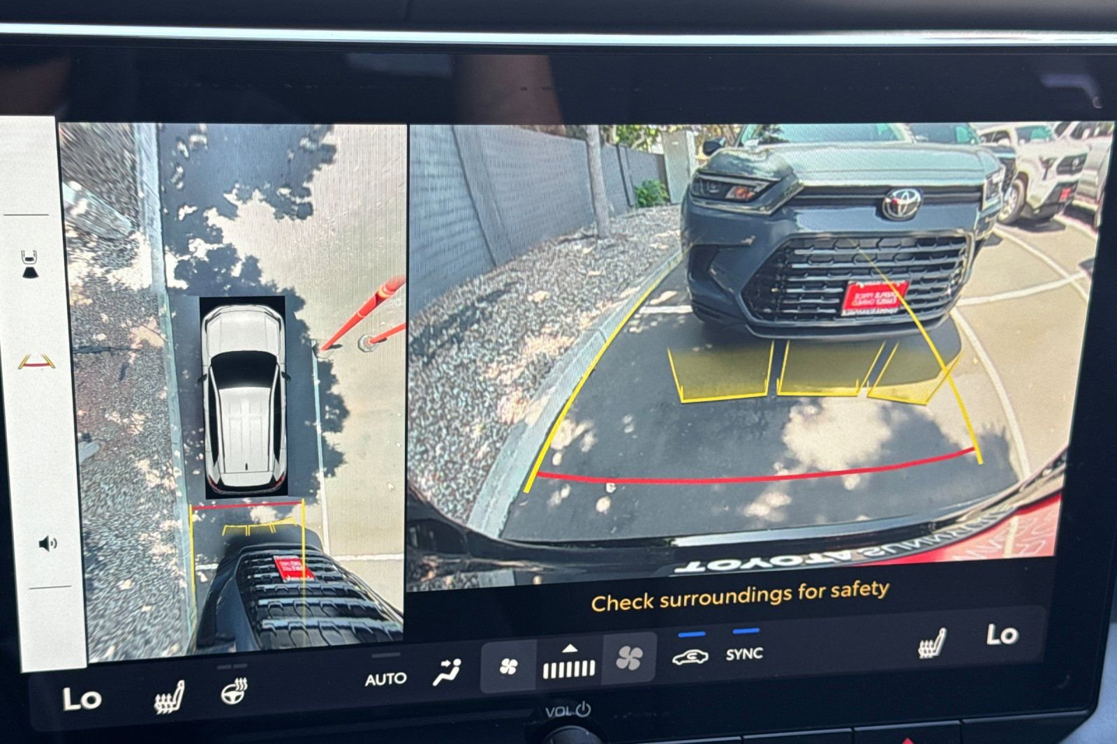 New 2026 Toyota RAV4 XSE AWD/4WD image 22