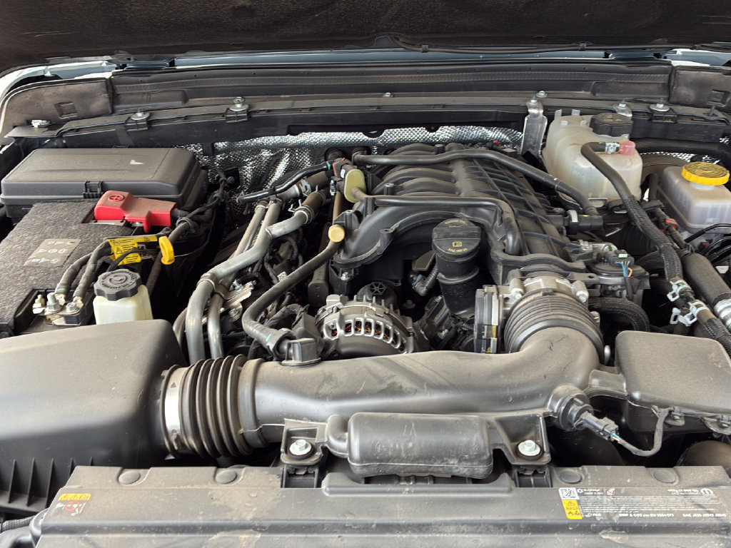 Used 2025 Jeep Wrangler Unlimited Sport AWD/4WD image 44