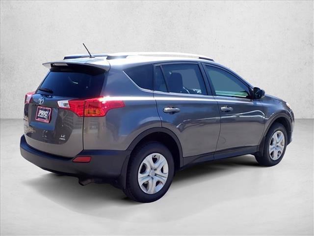 Used 2013 Toyota RAV4 LE AWD/4WD image 4