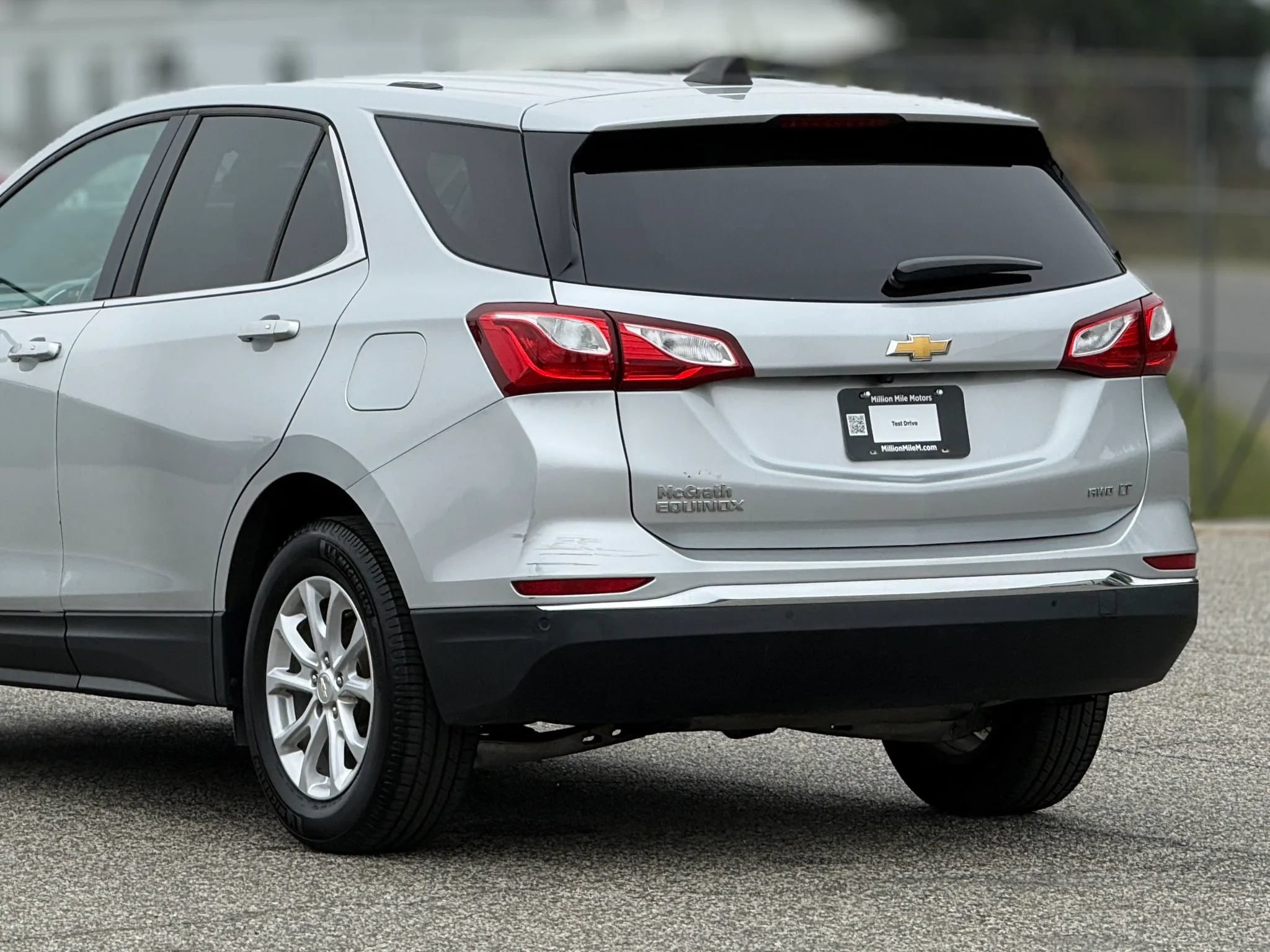Used 2018 Chevrolet Equinox LT AWD/4WD image 16