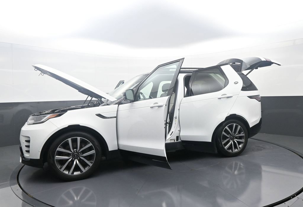 Used 2023 Land Rover Discovery HSE R-Dynamic AWD/4WD image 42