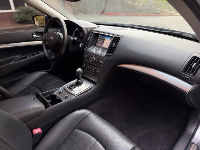 Used 2012 INFINITI G37 Journey w/ Premium Pkg RWD image 17