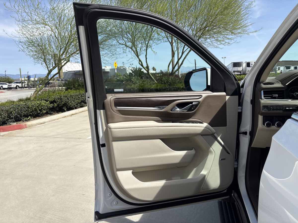 Used 2021 GMC Yukon XL Denali w/ Denali Ultimate Package image 25