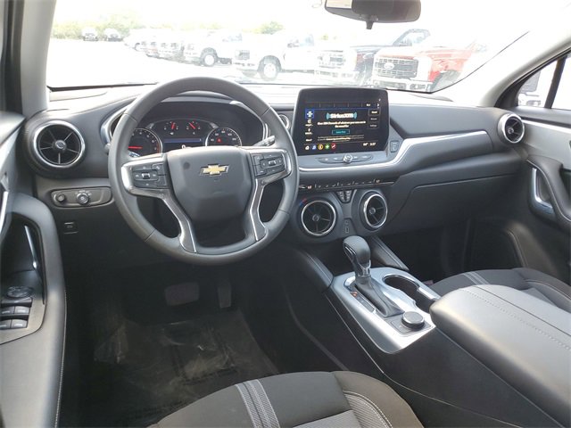 Used 2023 Chevrolet Blazer LT image 10
