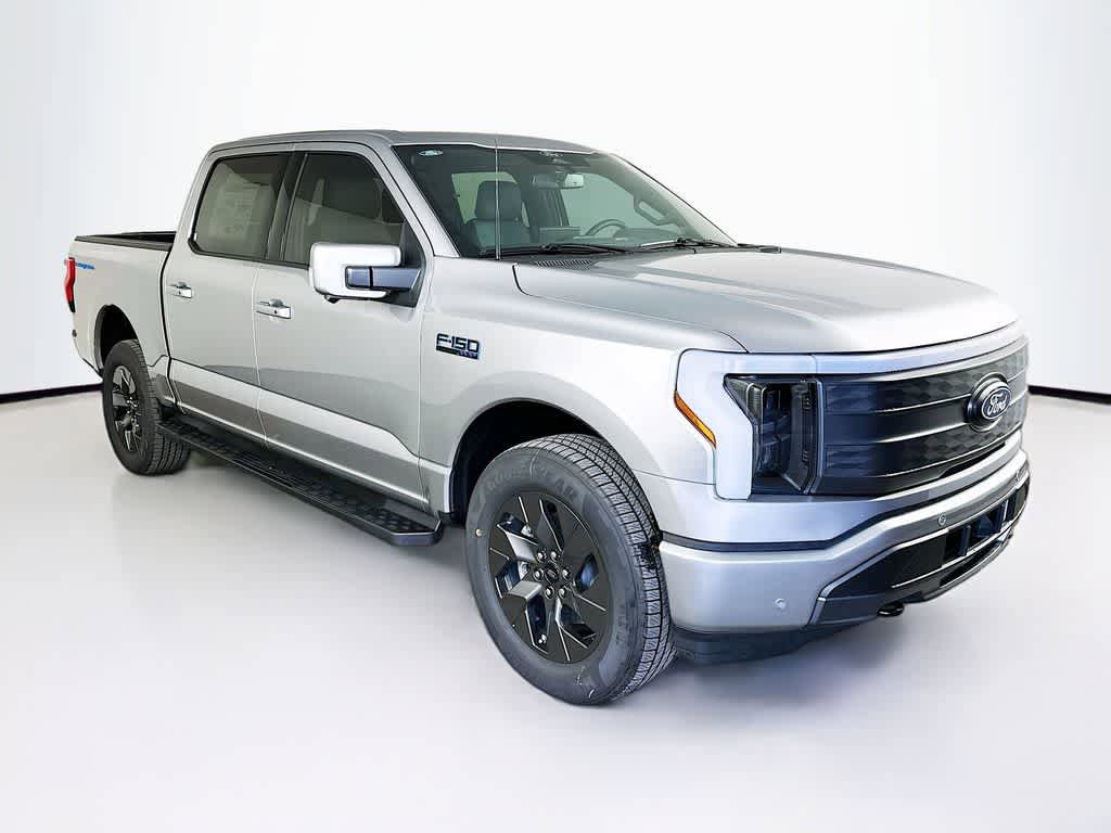 New 2025 Ford F150 Lightning Lariat AWD/4WD image 23
