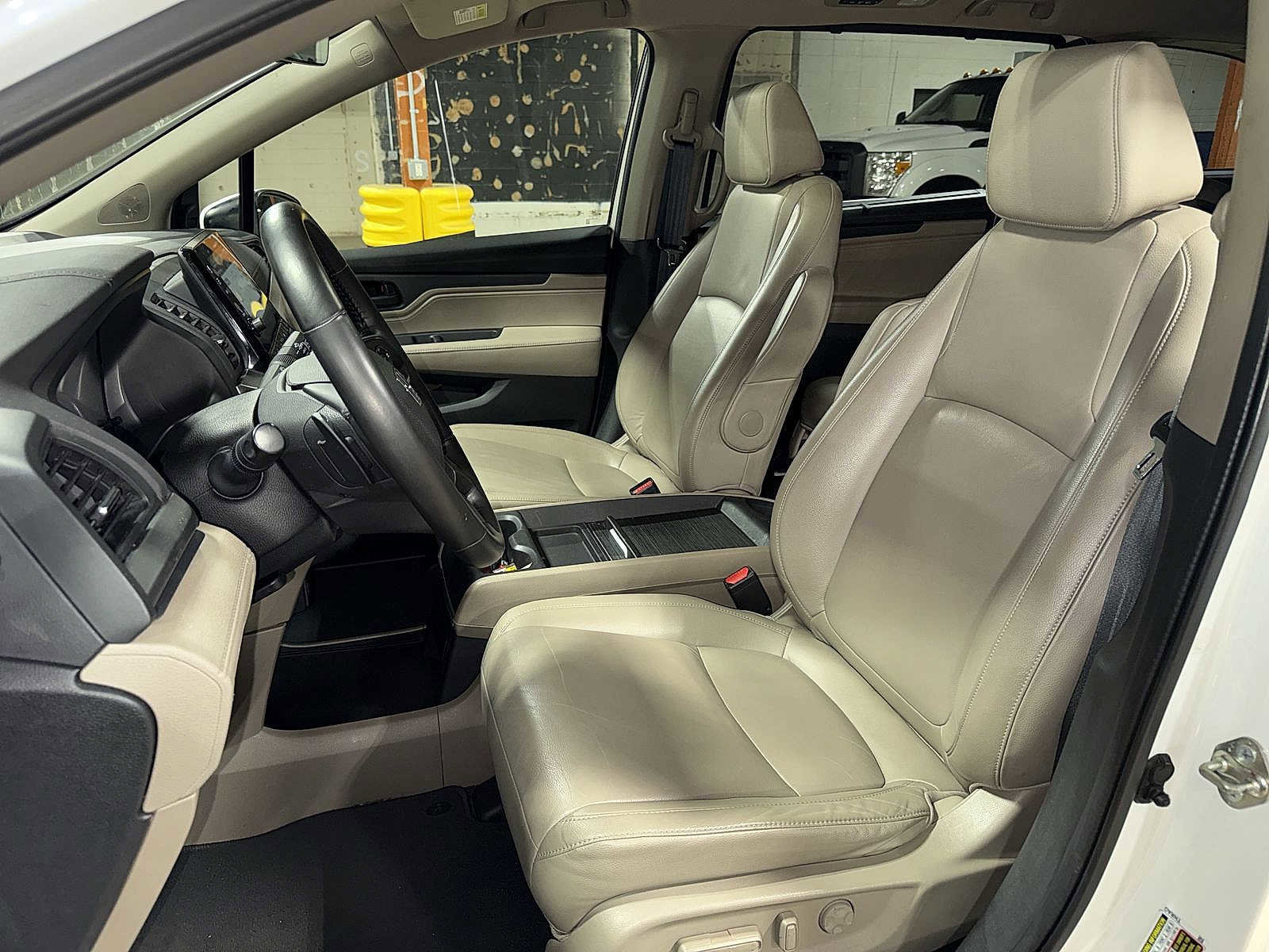 Used 2018 Honda Odyssey EX-L image 15