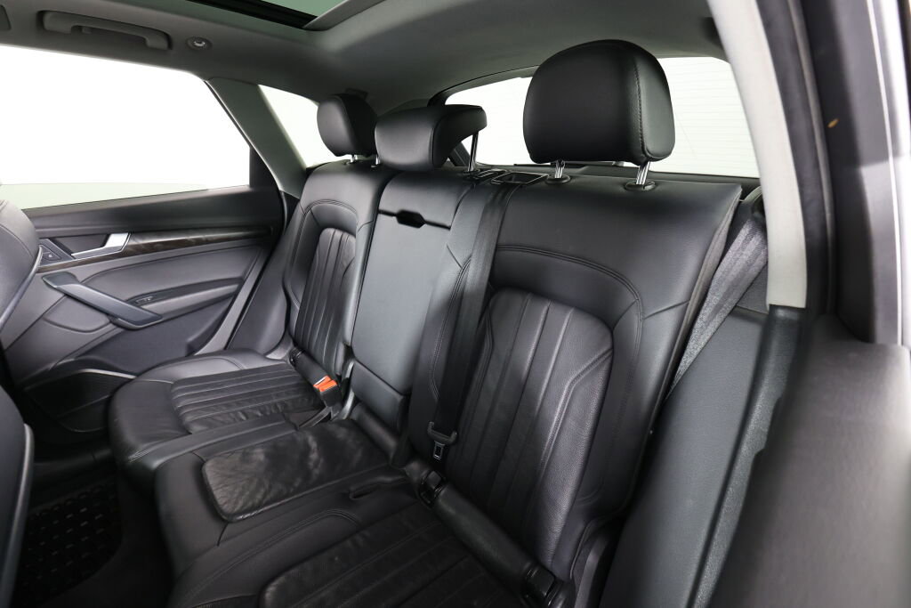 Used 2018 Audi Q5 2.0T Premium Plus w/ Premium Plus Package AWD/4WD image 16