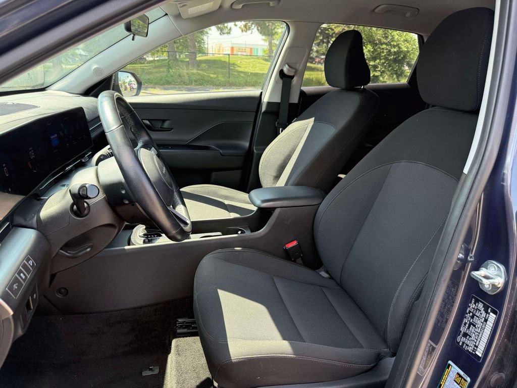 Used 2025 Hyundai Kona SEL FWD image 16