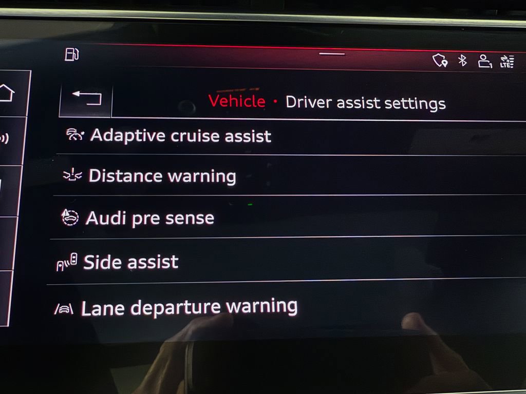 Used 2019 Audi Q8 Premium Plus w/ Premium Plus image 23