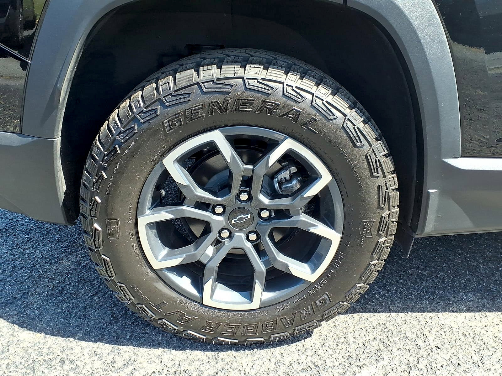 Certified 2026 Chevrolet Equinox ACTIV w/ Safety and Technology Package image 7