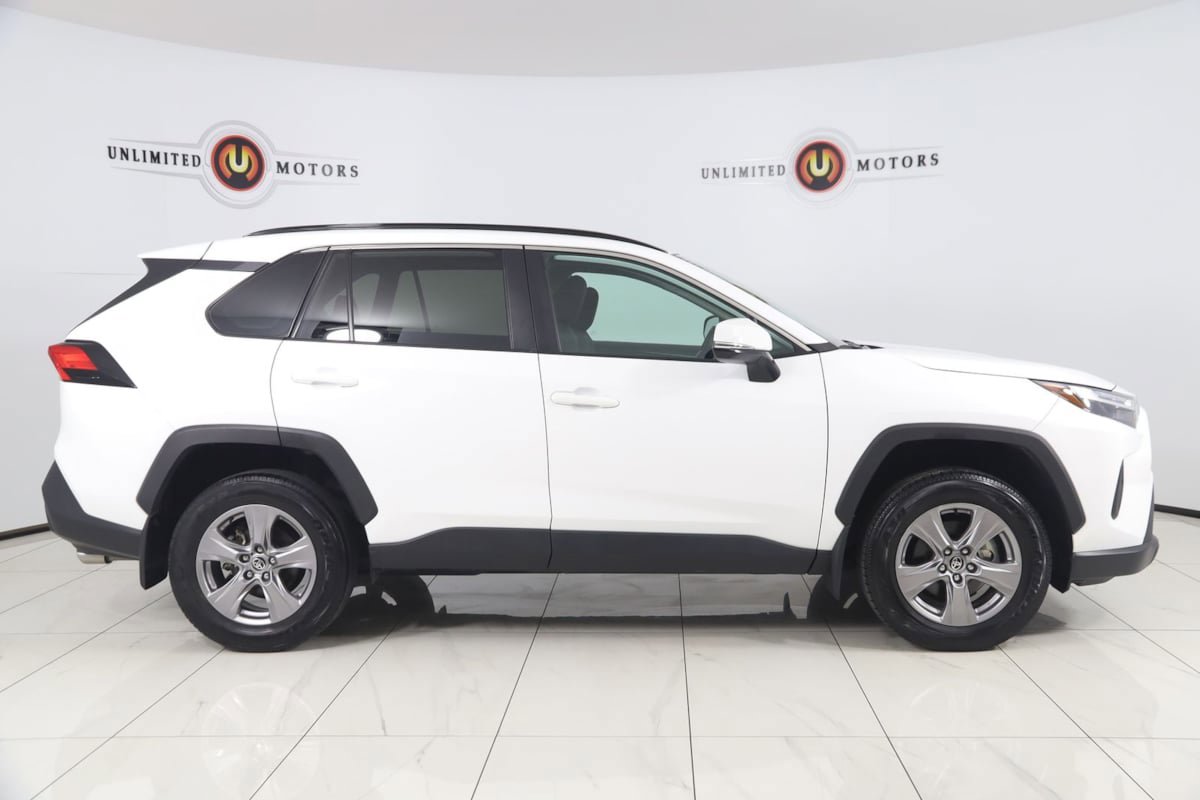 Used 2024 Toyota RAV4 XLE w/ Convenience Package AWD/4WD image 2