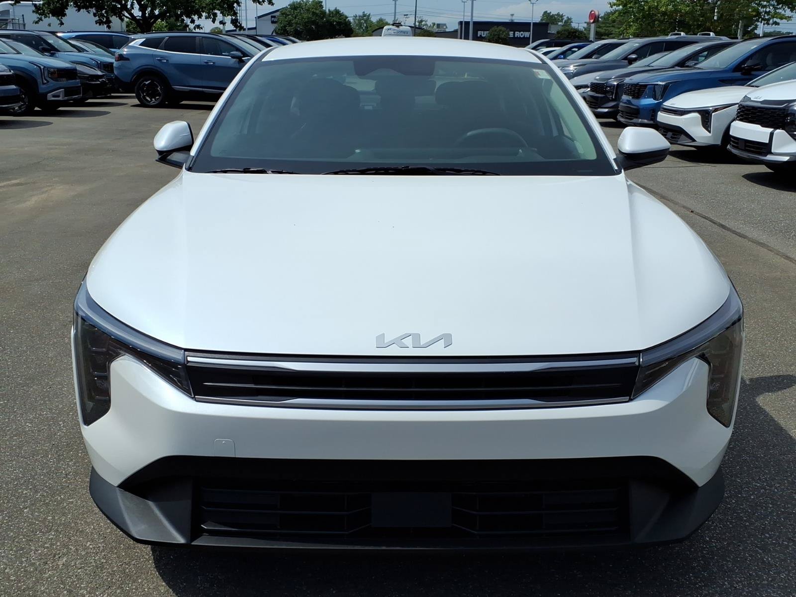 New 2026 Kia K4 FWD image 2