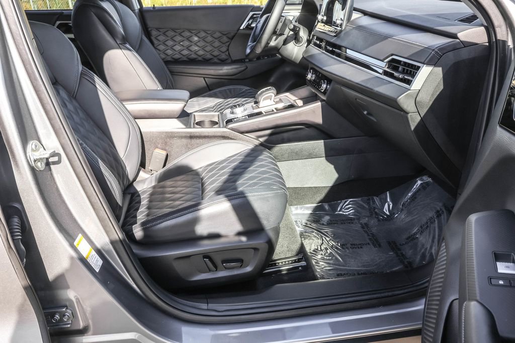 Used 2022 Mitsubishi Outlander SEL image 34