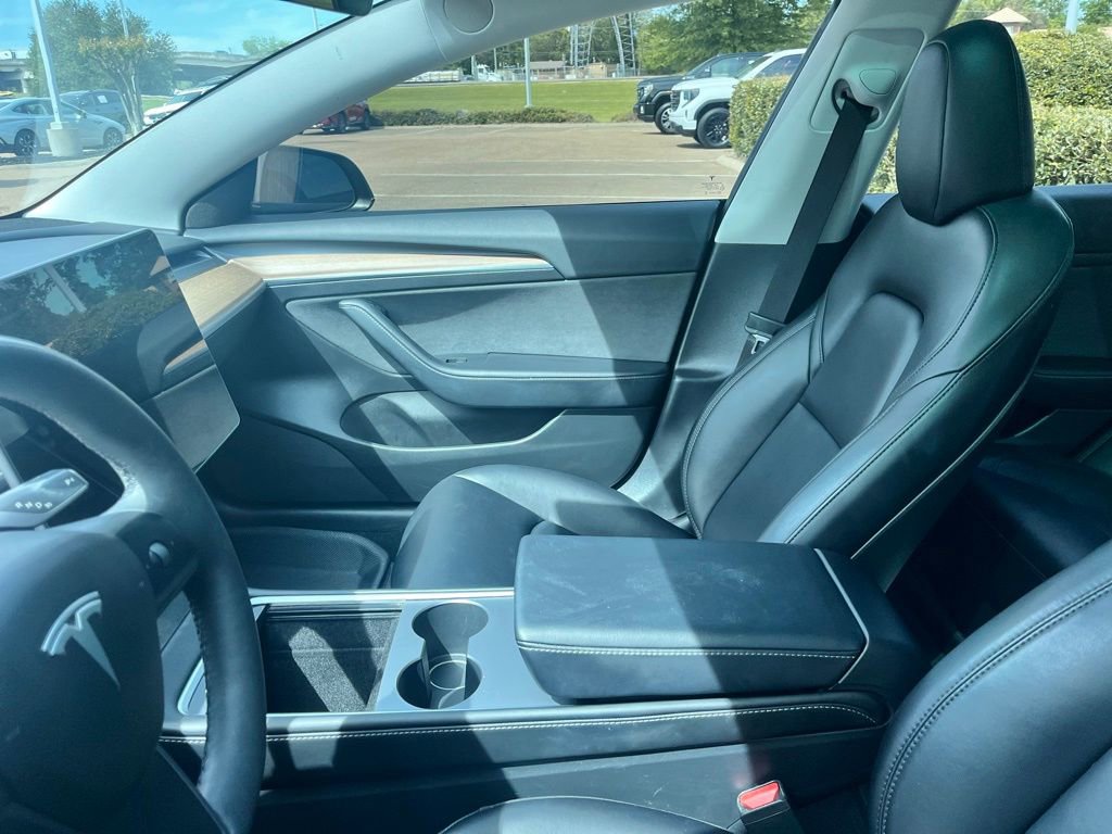 Used 2023 Tesla Model 3 Performance image 5