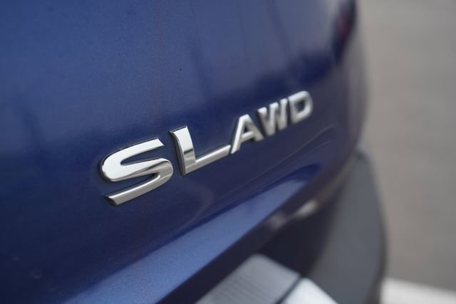 Used 2023 Nissan Rogue SL image 40