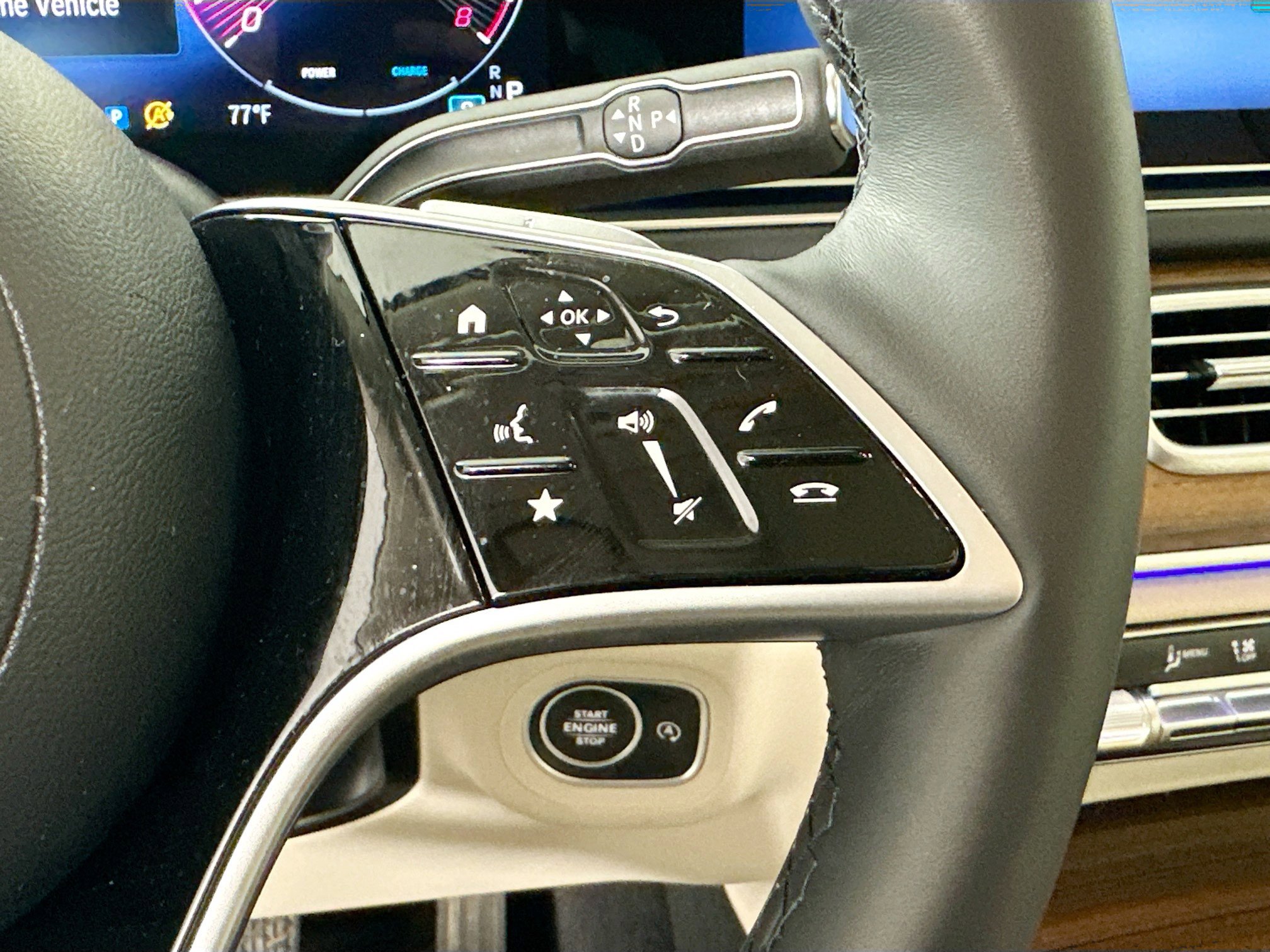 Certified 2025 Mercedes-Benz GLS 450 4MATIC image 13