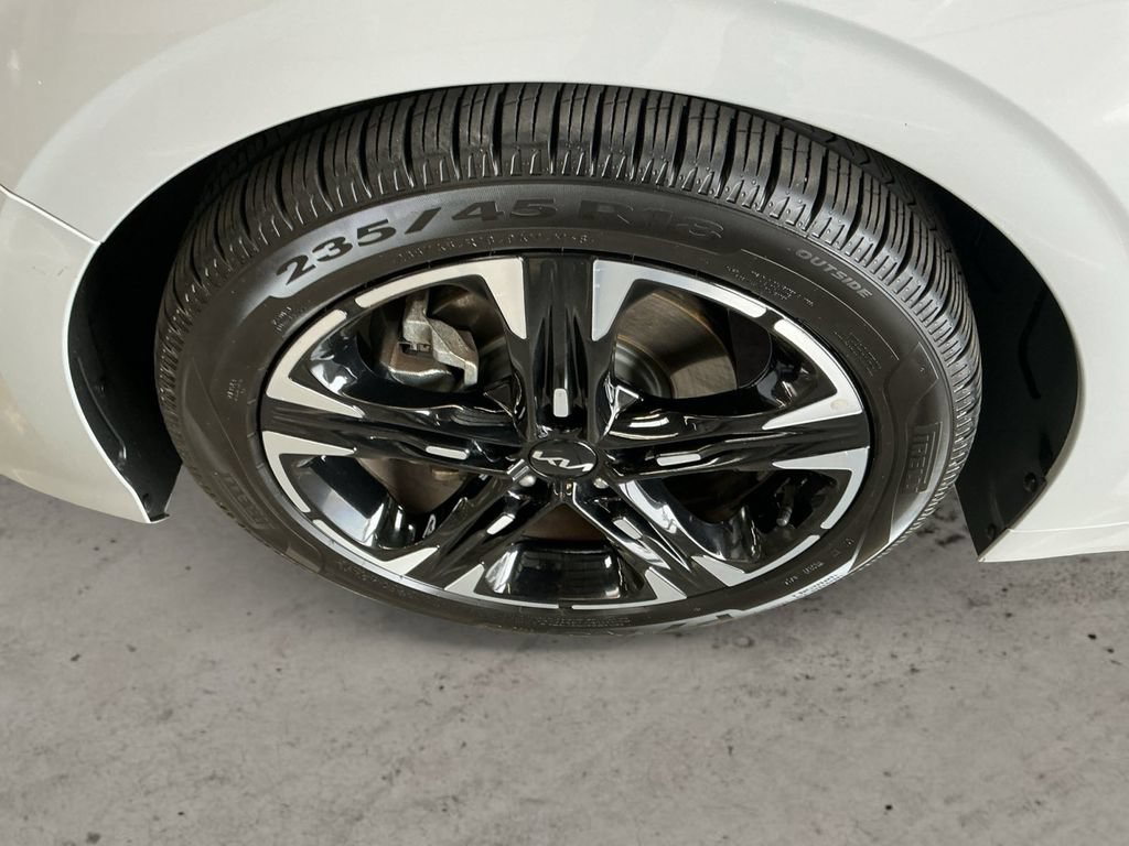 Used 2022 Kia K5 GT-Line w/ GT-Line FWD Premium Package image 9