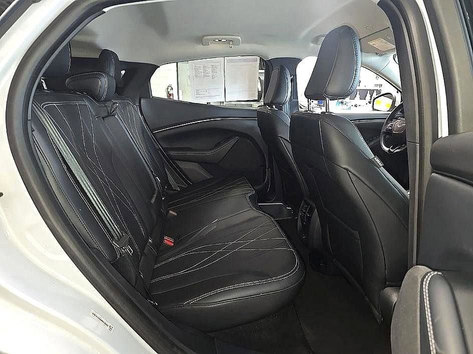 Used 2022 Ford Mustang Mach-E Select image 32