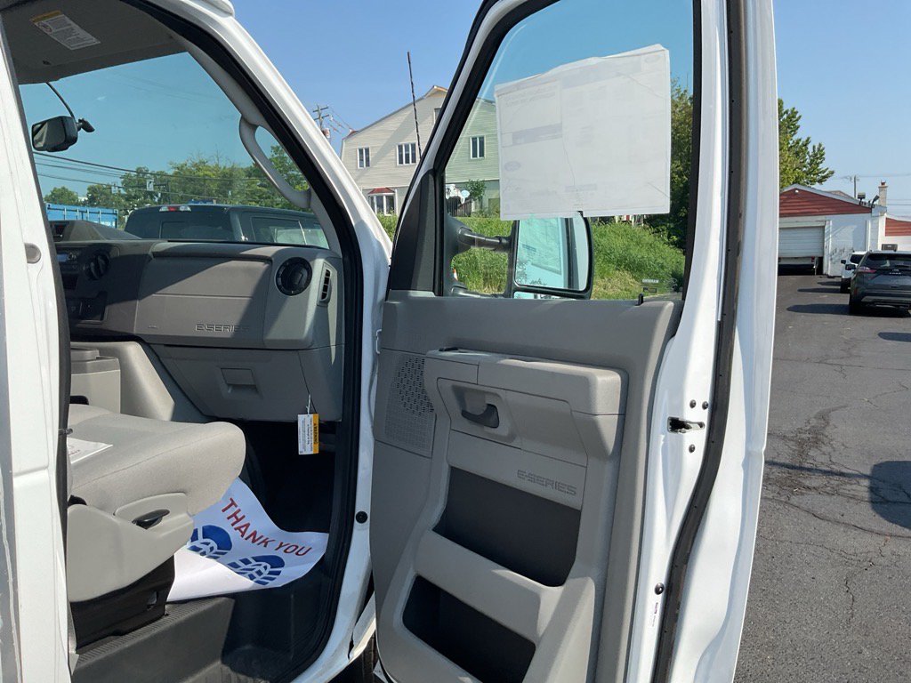 New 2025 Ford E-350 and Econoline 350 Super Duty w/ Power Equipment Group RWD image 20