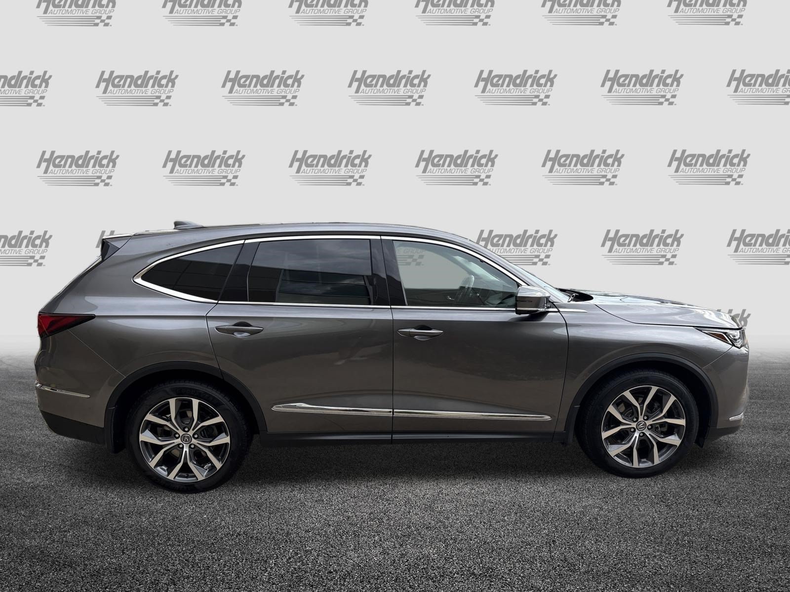 Used 2022 Acura MDX w/ Technology Package AWD/4WD image 11